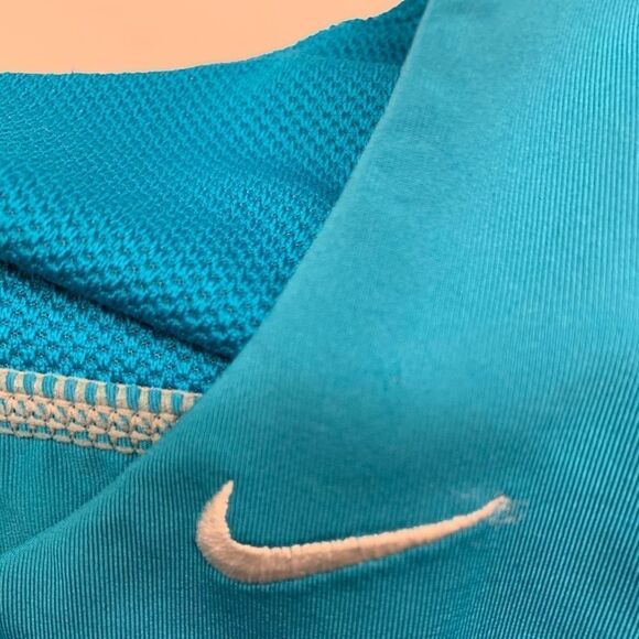 Turquoise blue Nike athletic top xs - Picture 7 of 11
